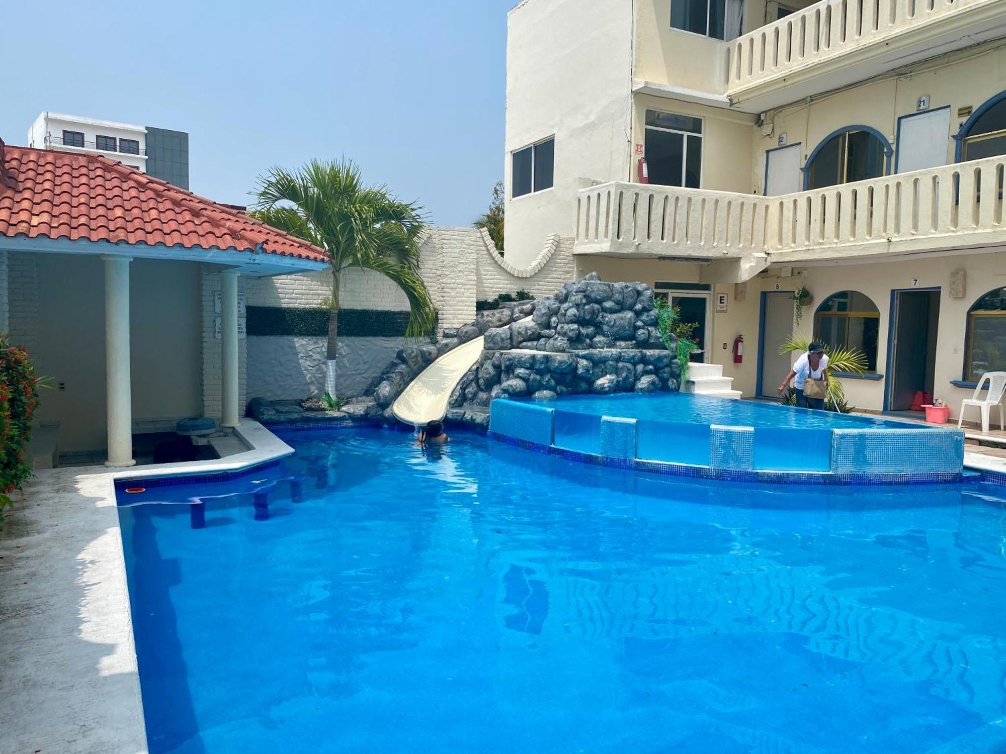 Hotel Playa De Oro - Enfrente De Wtc Y Plazas Comerciales Veracruz Bagian luar foto